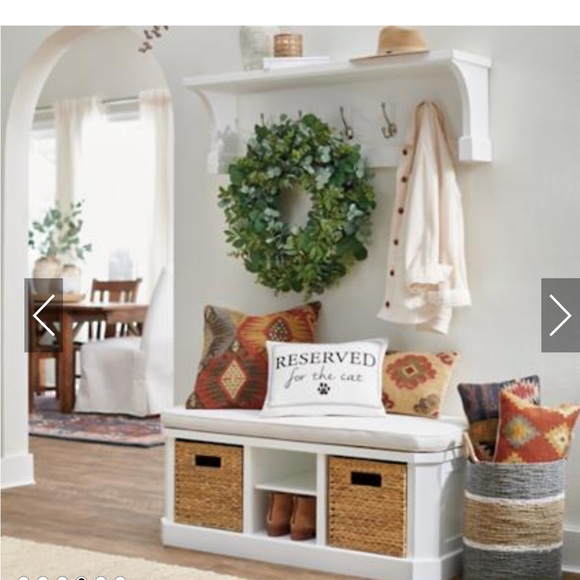 GRANDINROAD Decorative Pillows
Kilim Indoor Throw Pillows 18” x 18” - Picture 3 of 9